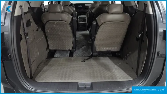 KIA CARNIVAL HEV 9 SEATER PRESTIGE