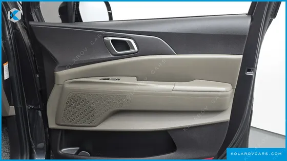 KIA CARNIVAL HEV 9 SEATER PRESTIGE