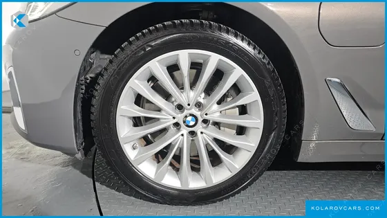 BMW 5 SERIES 530E LUXURY
