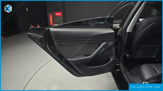 TESLA MODEL 3 LONG RANGE AWD
