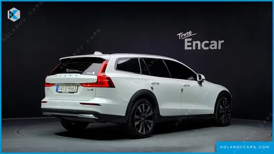 VOLVO V60 B5 ULTIMATE AWD