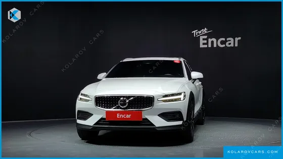 VOLVO V60 B5 ULTIMATE AWD