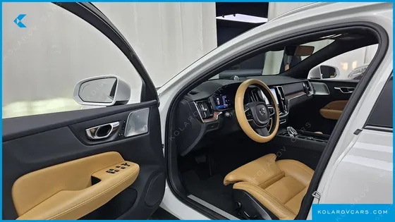 VOLVO V60 B5 ULTIMATE AWD