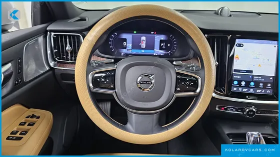 VOLVO V60 B5 ULTIMATE AWD