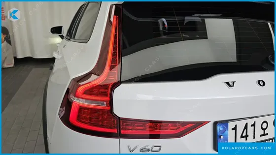 VOLVO V60 B5 ULTIMATE AWD