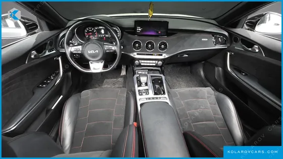 KIA STINGER 2.5 AWD MASTERS ACRO EDITION