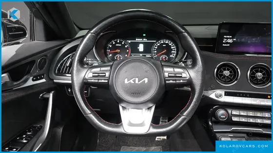 KIA STINGER 2.5 AWD MASTERS ACRO EDITION