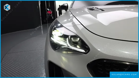 KIA STINGER 2.5 AWD MASTERS ACRO EDITION