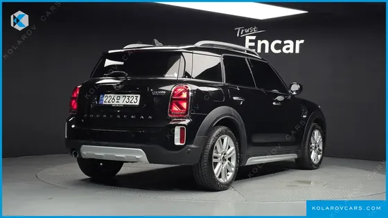MINI COUNTRYMAN CLASSIC PLUS LAUNCH PACK