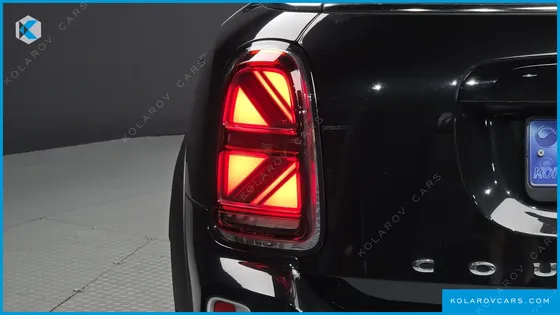 MINI COUNTRYMAN CLASSIC PLUS LAUNCH PACK