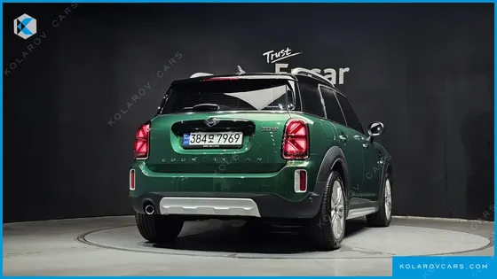 MINI COUNTRYMAN CLASSIC PLUS LAUNCH PACK