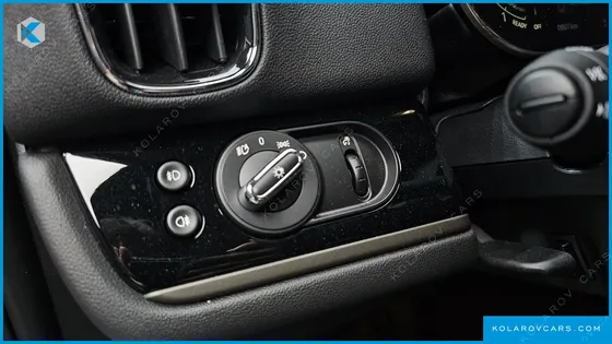 MINI COUNTRYMAN CLASSIC PLUS LAUNCH PACK