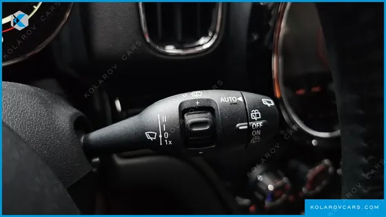 MINI COUNTRYMAN CLASSIC PLUS LAUNCH PACK