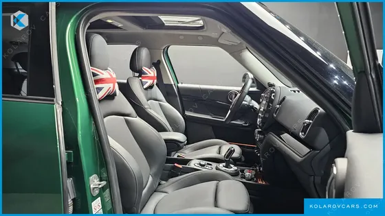 MINI COUNTRYMAN CLASSIC PLUS LAUNCH PACK