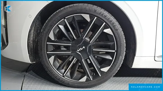 KIA K8 SIGNATURE