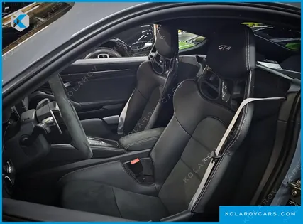 PORSCHE 718 4.0 GT4