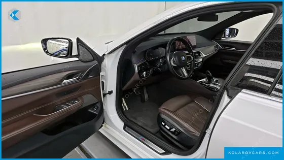 BMW GRAN TURISMO (GT) 630I XDRIVE M SPORT