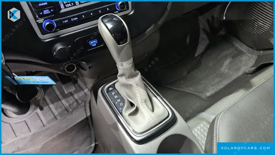 HYUNDAI PORTER II SUPER CABIN LPG