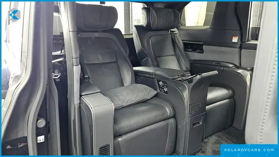 LEXUS LM 500H ROYAL