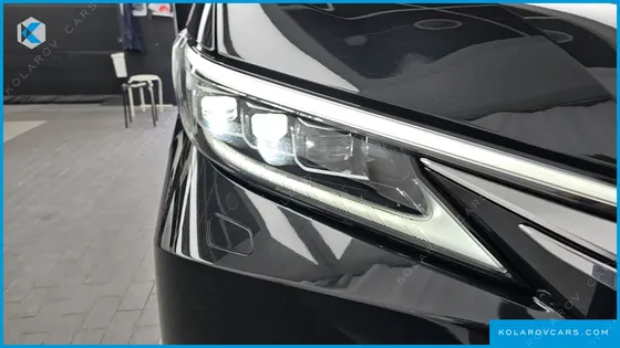 LEXUS LM 500H ROYAL