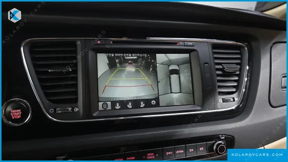 KIA CARNIVAL GASOLINE 9-SEATER HI-LIMOUSINE