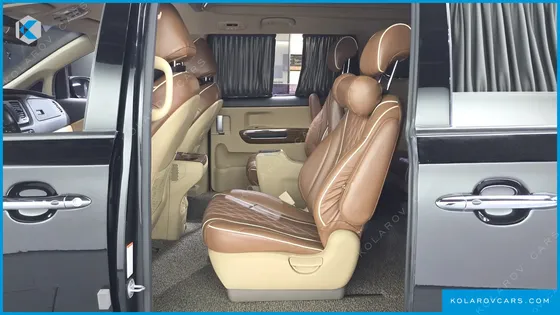 KIA CARNIVAL GASOLINE 9-SEATER HI-LIMOUSINE