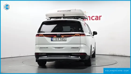 KIA CARNIVAL 9-SEATER SIGNATURE