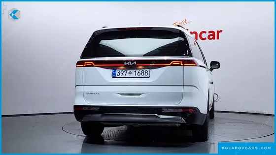 KIA CARNIVAL 9-SEATER SIGNATURE