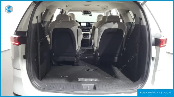KIA CARNIVAL 9-SEATER SIGNATURE
