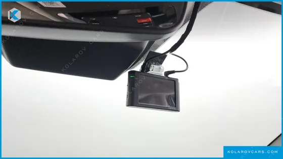 KIA CARNIVAL 9-SEATER SIGNATURE