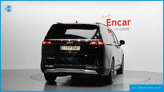 KIA CARNIVAL 9-SEATER NOBLESSE