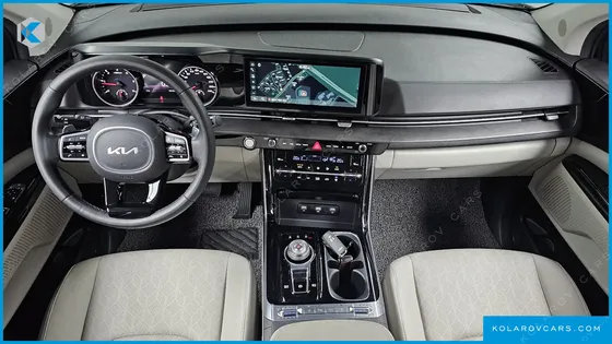 KIA CARNIVAL 9-SEATER NOBLESSE