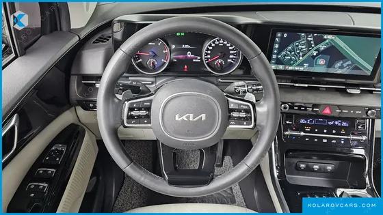 KIA CARNIVAL 9-SEATER NOBLESSE