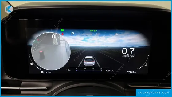 KIA CARNIVAL 9-SEATER PRESTIGE