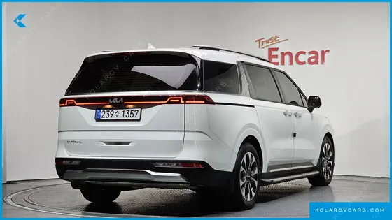 KIA CARNIVAL 9-SEATER SIGNATURE