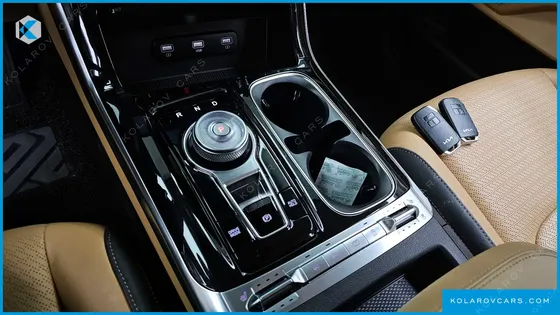 KIA CARNIVAL 9-SEATER SIGNATURE