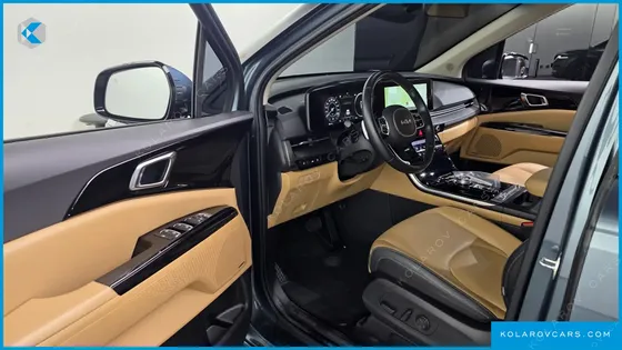 KIA CARNIVAL GASOLINE 9-SEATER NOBLESSE