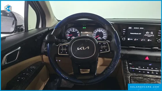 KIA CARNIVAL GASOLINE 9-SEATER NOBLESSE
