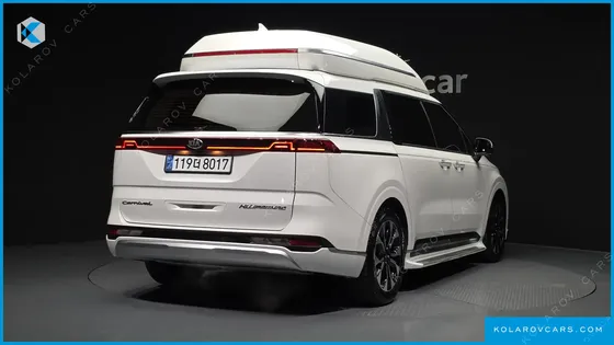 KIA CARNIVAL GASOLINE 9-SEATER HI-LIMOUSINE