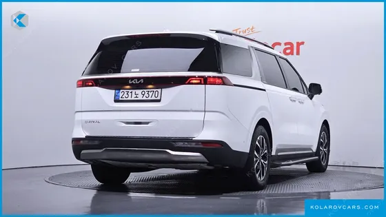 KIA CARNIVAL GASOLINE 9-SEATER NOBLESSE
