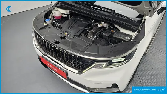 KIA CARNIVAL GASOLINE 9-SEATER NOBLESSE