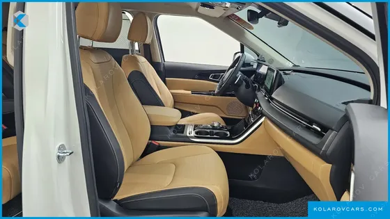 KIA CARNIVAL GASOLINE 9-SEATER NOBLESSE