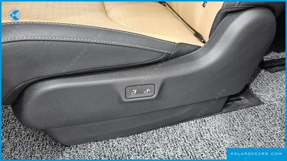KIA CARNIVAL GASOLINE 9-SEATER NOBLESSE