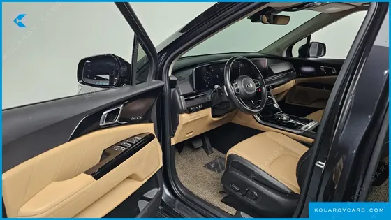KIA CARNIVAL 9-SEATER SIGNATURE