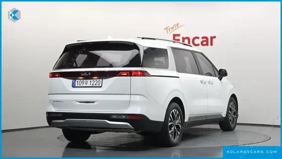 KIA CARNIVAL 9-SEATER PRESTIGE