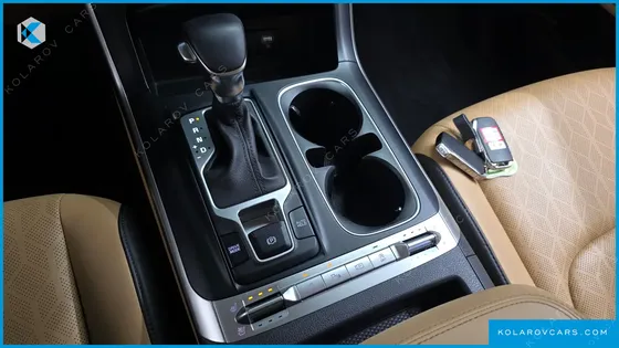 KIA CARNIVAL 9-SEATER PRESTIGE