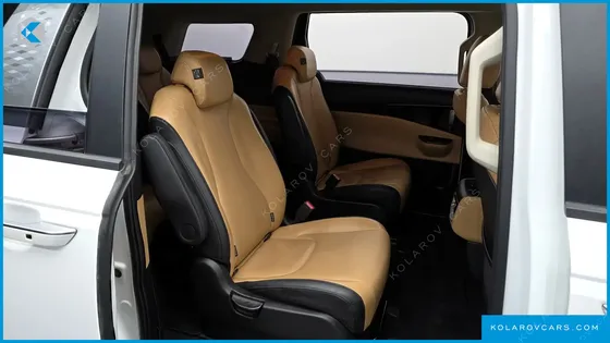 KIA CARNIVAL 9-SEATER PRESTIGE