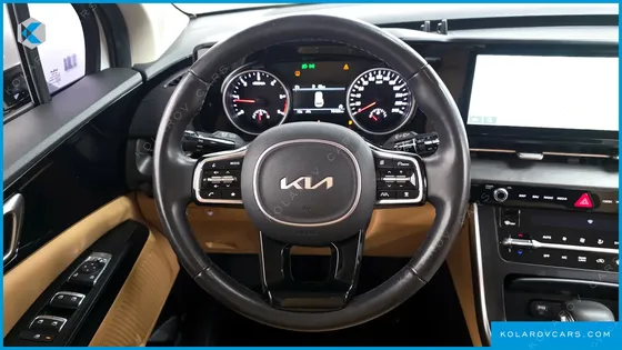 KIA CARNIVAL 9-SEATER PRESTIGE
