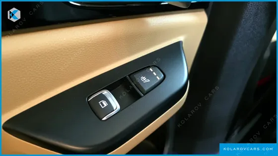 KIA CARNIVAL 9-SEATER PRESTIGE