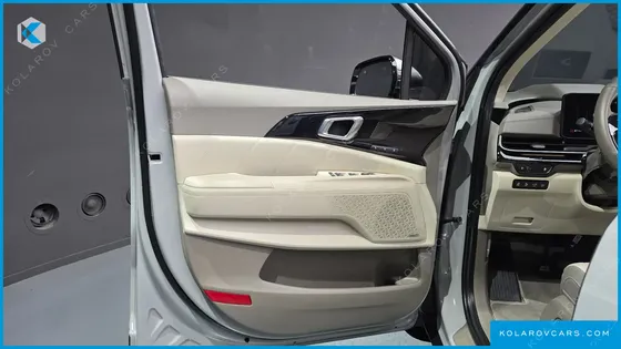KIA CARNIVAL 9-SEATER GRAVITY